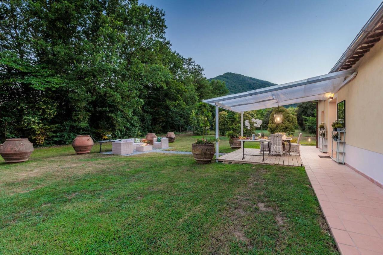 Villa Bassotta, A Charming Cottage Lucca Ngoại thất bức ảnh